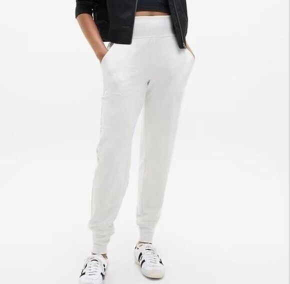 Athleta Pants - Athleta $80 Coaster Luxe High Rise Jogger Pants heather gray Women's L petite NE